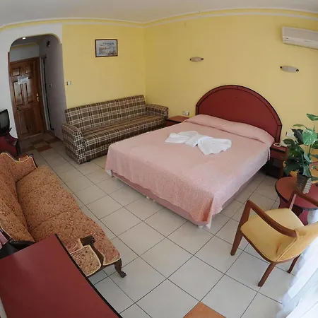 Kleopatra Bebek Hotell